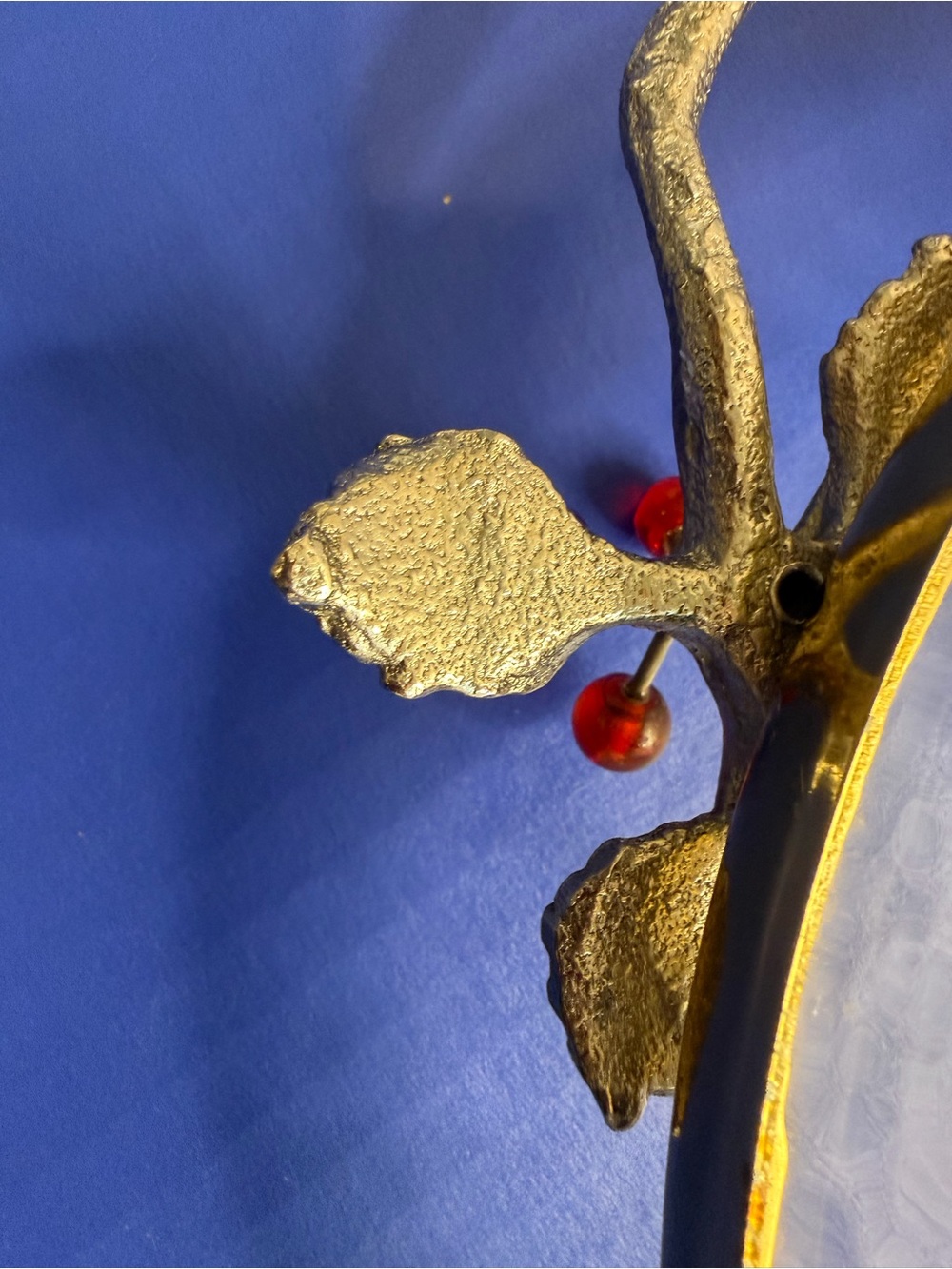 Vtg Clear Glass Dish, Sculptured, Metal Frame 
adorned With Red Berries READ - Picture 9 of 16
